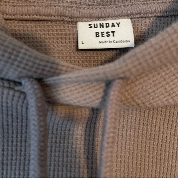 Sunday best hoodie - Picture 4 of 4